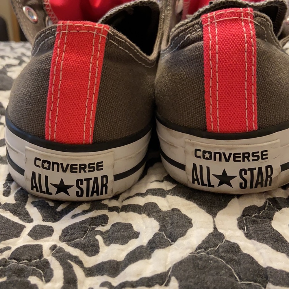 Converse Low Tops - Picture 5 of 8